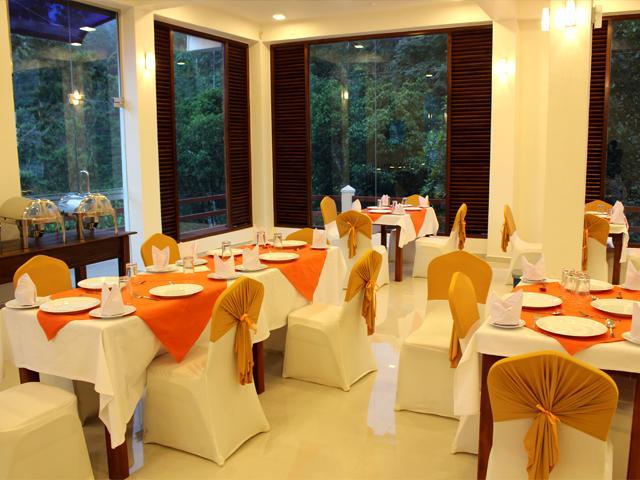 Delhousie Hotel Nallathanniya Buitenkant foto
